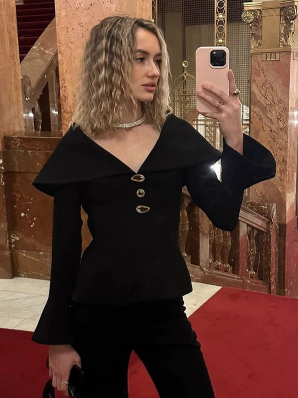 Forever 21 Black Fitted Long Sleeve Blouse with Collar Autumn